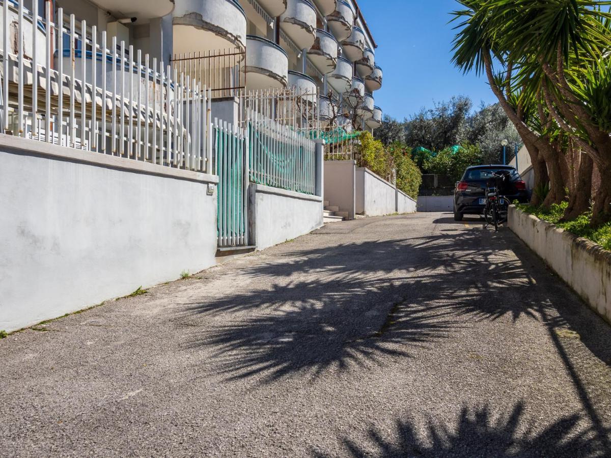 La Dolce Vita Relax - Cozy Apt In Sorrento Apartment ภายนอก รูปภาพ
